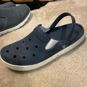 Men’s crocs